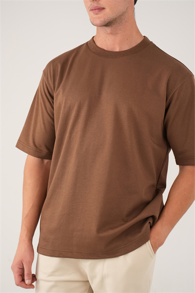 Bisiklet Yaka Kahverengi T-Shirt