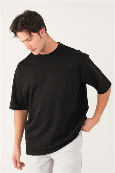 Bisiklet Yaka Siyah T-Shirt