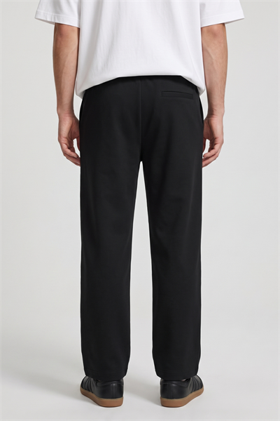 Siyah Pamuk Karışımlı Relaxed Fit Pantolon