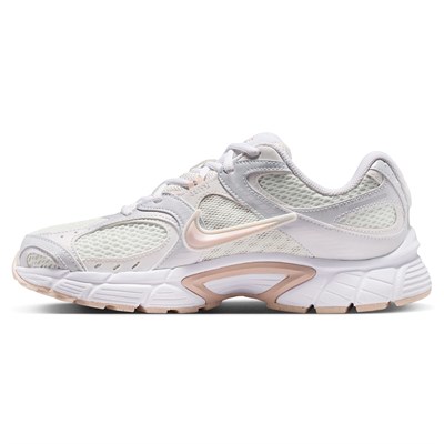 NIKE W V5 RNR Spor Ayakkabı Kadın