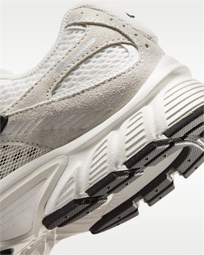 NIKE W V5 RNR SUEDE 2 Spor Ayakkabı Kadın