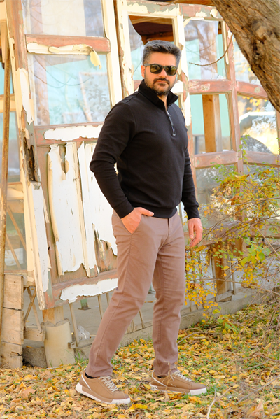 Erkek Yarım Fermuarlı Sweatshirt Siyah