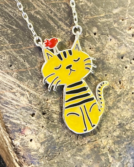 Damla'nın Kedi Kolyesi