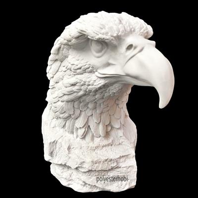 OB 1135 - Dev Kartal Başı Ham Polyester Obje