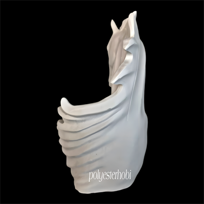 OB 1633 - At Şaraplık Ham Polyester Obje