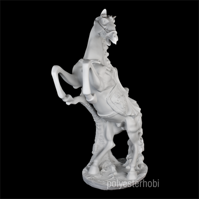 OB 1737 - Şahlanan Dev At Ham Polyester Obje