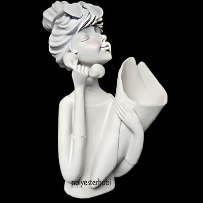 Ob 1843 - Telefonlu Buketli Kız Ham Polyester Obje