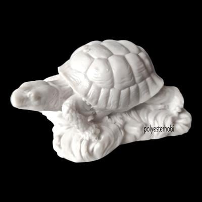 Ob 1874 - Taş Üzerinde Mini Kaplumbağa Ham Polyester Obje