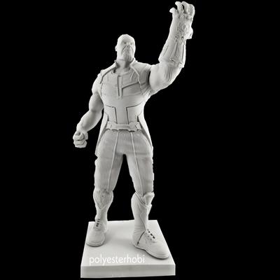 Ob 1931 - Thanos Büst Ham Polyester Obje