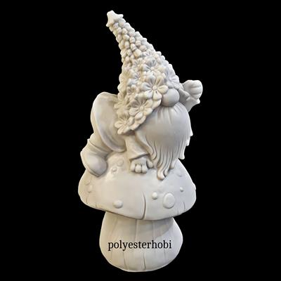 OB 1940 - Mantar Üzerinde Cüce Ham Polyester Obje