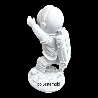 OB 2035 - Astronot Masaüstü Ham Polyester Obje 2