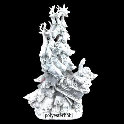 OB 2089 - Çam Ağacı Noel Baba Kızak Ve Geyikleri Ham Polyester Biblo Heykel