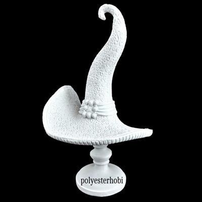 OB 2092 - Cadı Şapkası Kaideli Heykel Ham Polyester Obje