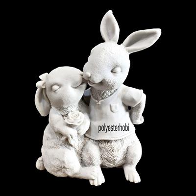 OB 2105 - Tavşan Gül Detaylı Çift Heykel Ham Polyester Obje