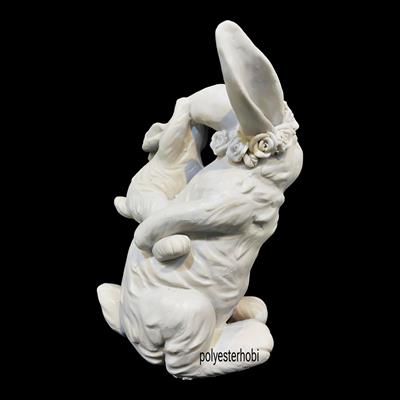 OB 2123 - Yavrulu Taçlı Tavşan Dev Boy Ham Polyester Obje