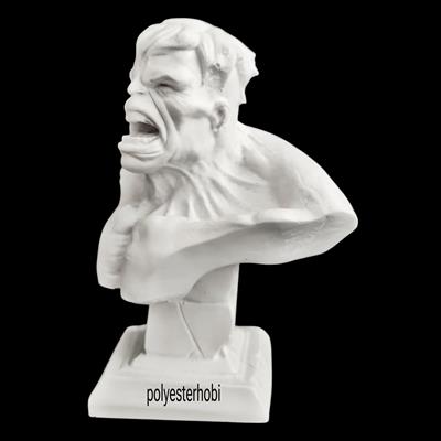 OB 2370 - Hulk Büst Ham Polyester Obje