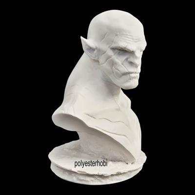 OB 2371 - Hobbit Azog Lord Büst Ham Polyester Obje