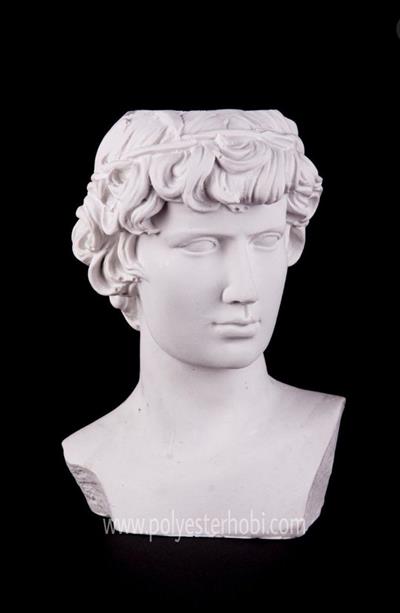 OB 635 - Leonidas Mumluk Ham Polyester Obje