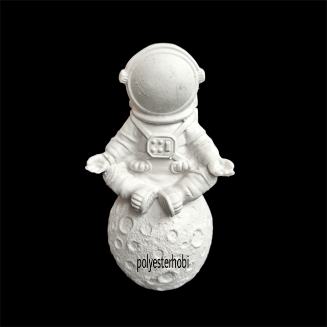 ob-1538-astronot-masaustu-ham-polyeste-a-7cb9.png