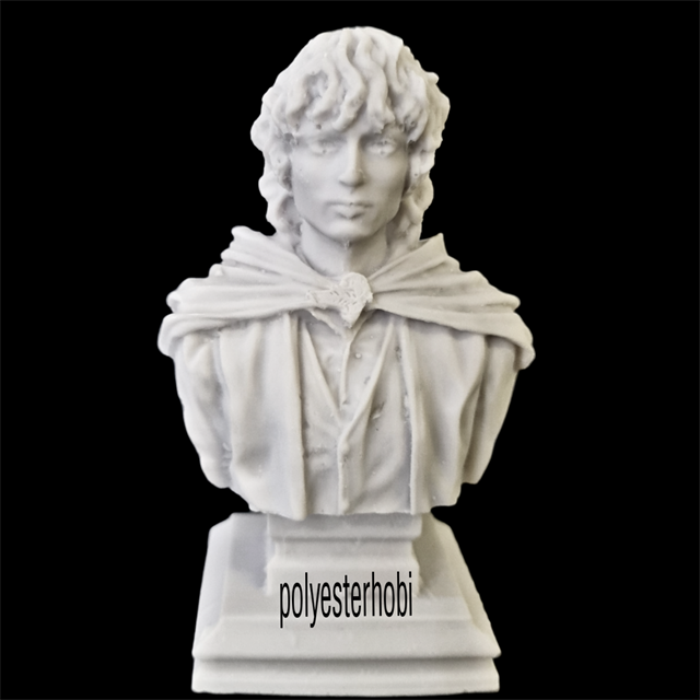 ob-2014-frodo-ham-polyester-obje-a92fa2.png