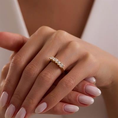 14 Ayar Altın Beştaş Yüzük