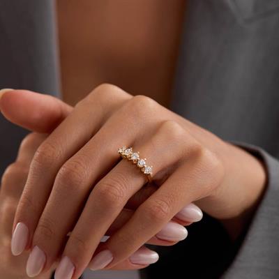 14 Ayar Altın Beştaş Yüzük