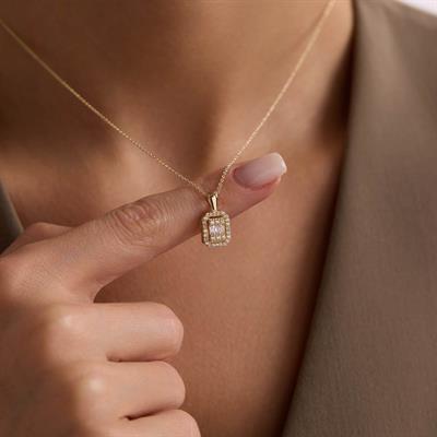 14 Ayar Altın Baget Kolye