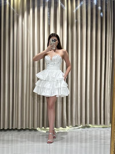 Beyaz Mini Boy Eteği Fırfırlı Üstü Taş İşlemeli Abiye Elbise | Kaleiçi Yıldızlar