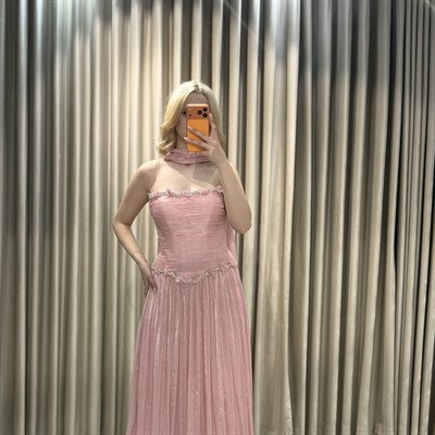 Pembe Parlak Saten Straplez Taş İşleme Abiye Elbise | Kaleiçi Yıldızlar