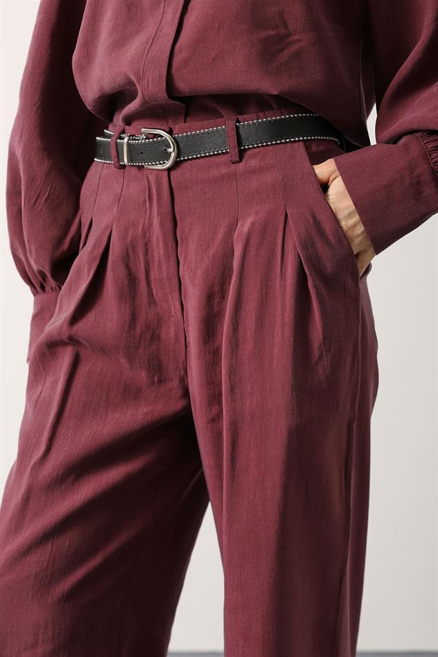 PİLELİ KEMER DETAYLI PANTOLON - Bordo