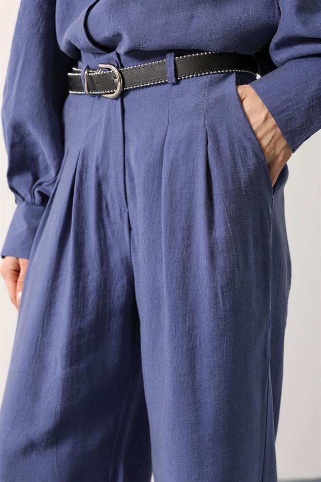 PİLELİ KEMER DETAYLI PANTOLON - İndigo