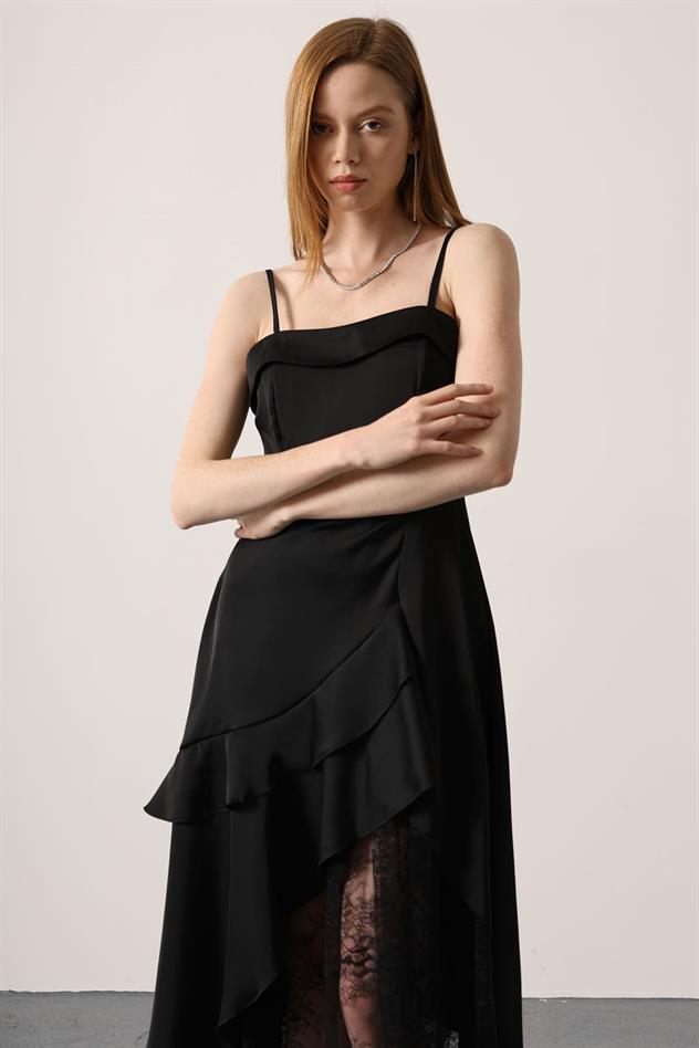 ASİMETRİK DANTEL DETAYLI SATEN ELBİSE - Siyah