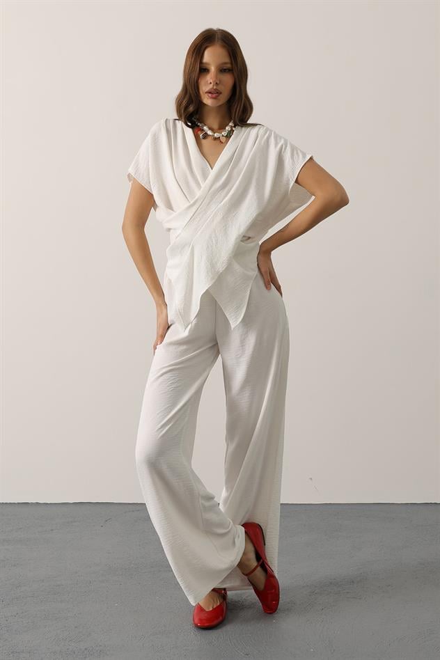 Asimetrik Kesim Takım - Beyaz