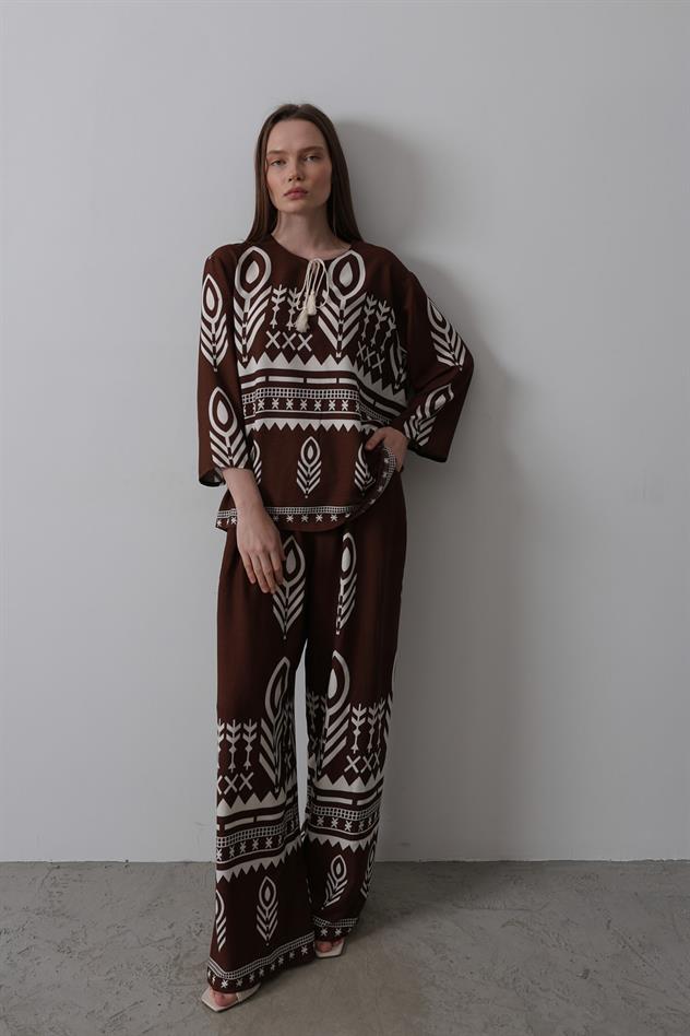 Baskılı Püskül Detaylı Takım - Kahve