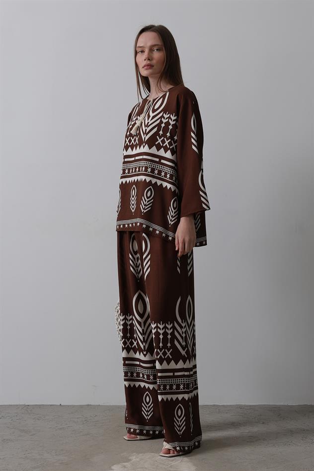 Baskılı Püskül Detaylı Takım - Kahve