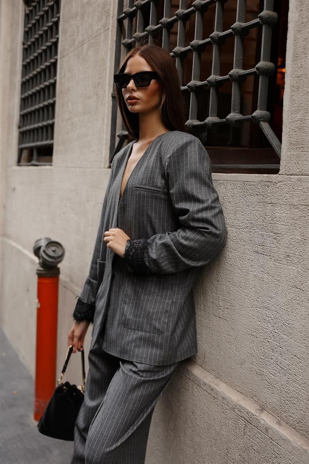 ÇİZGİ DESEN DANTEL DETAYLI OVERSİZE CEKET - Gri