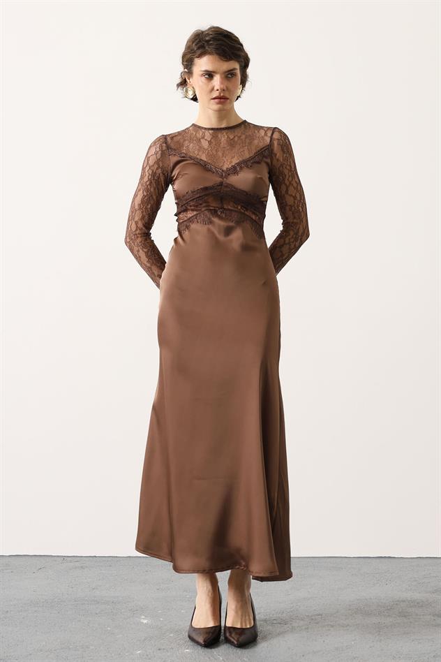 DANTEL DETAYLI ELBİSE - Kahve