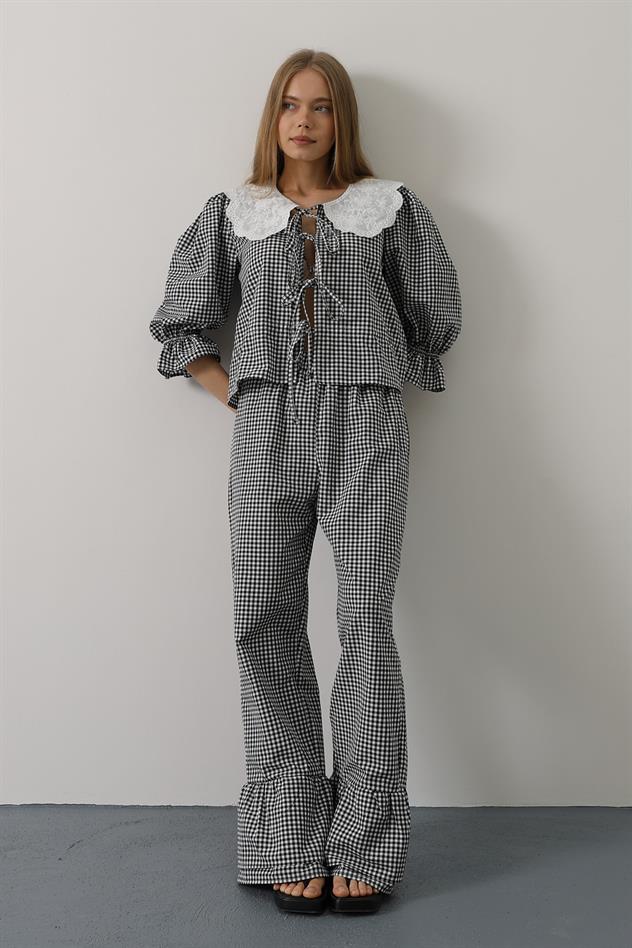 Dantel Yakalı Kare Desenli Takım - Siyah