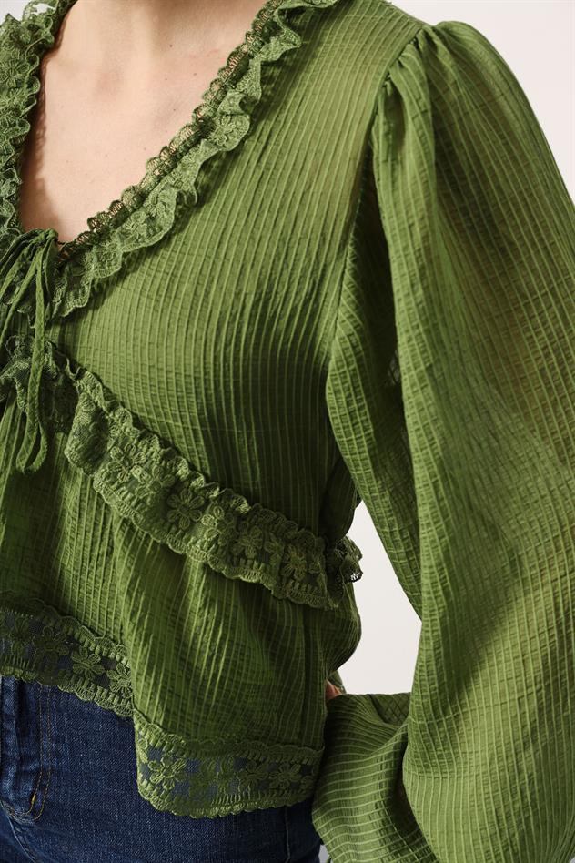 DANTELLİ UZUN KOL BLUZ - Yeşil