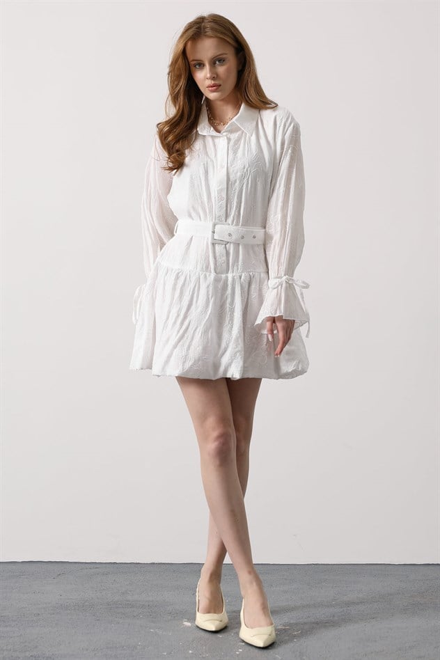 DESENLİ KEMER DETAYLI MİNİ ELBİSE - Beyaz