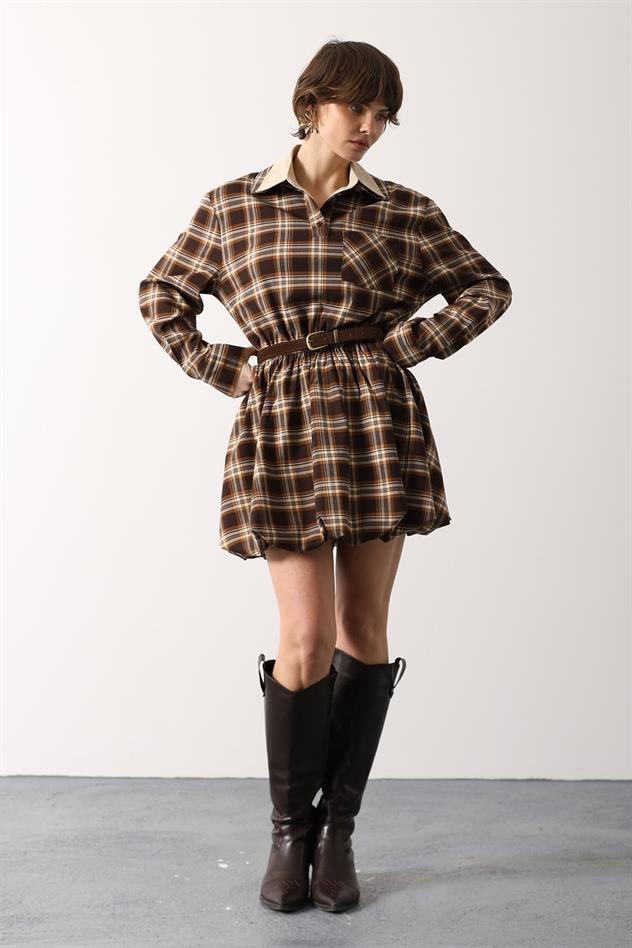 EKOSE DESENLİ ELBİSE - KAHVE-TABA