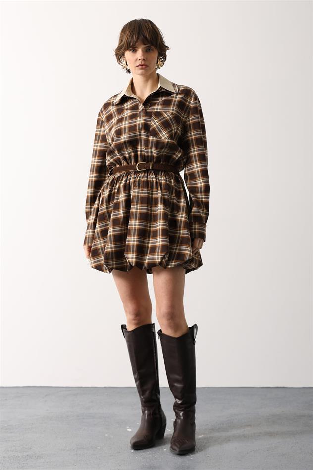 EKOSE DESENLİ ELBİSE - KAHVE-TABA