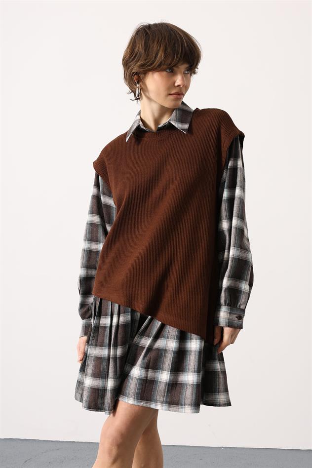 EKOSELİ SÜVETER DETAYLI ELBİSE - Kahve-Yeşil