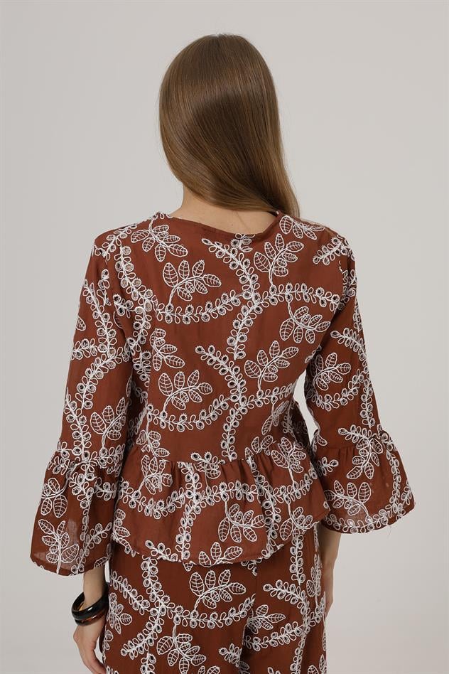 Fiyonk Bağlamalı Brode Bluz - Kahve