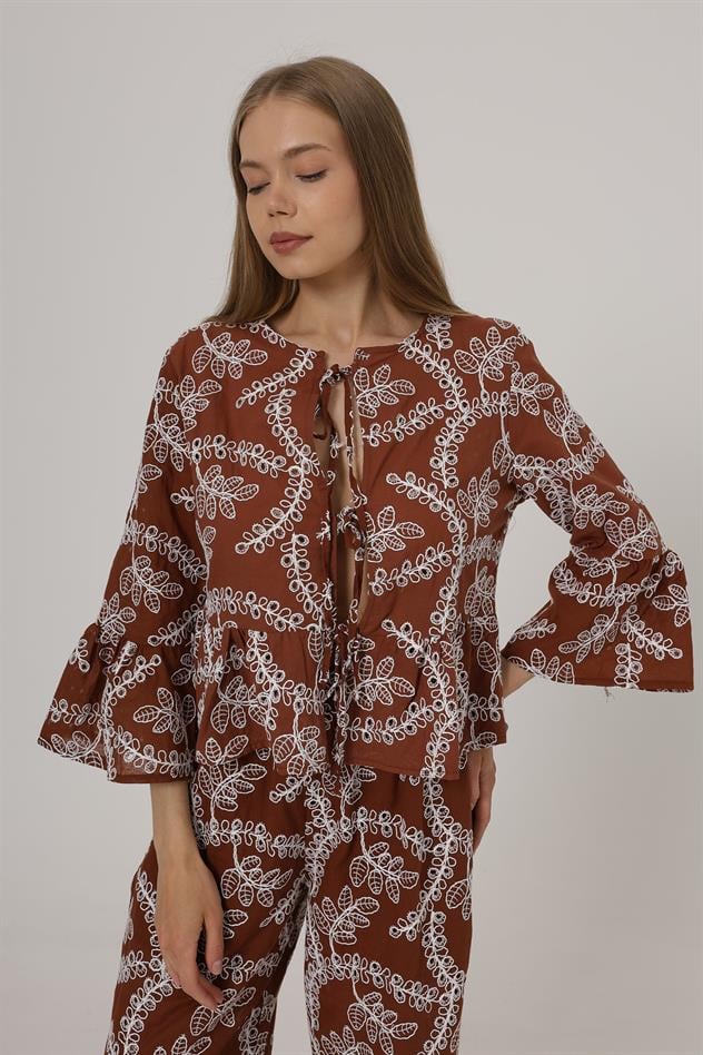 Fiyonk Bağlamalı Brode Bluz - Kahve