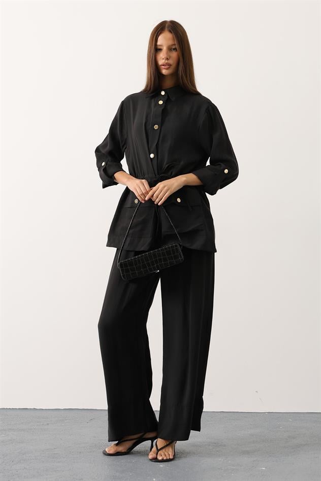 GOLD DÜĞME DETAYLI TAKIM - Siyah