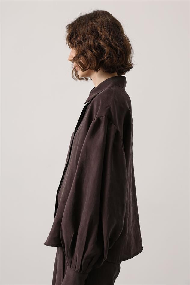 OVERSİZE KOL DETAYLI GÖMLEK - Kahve