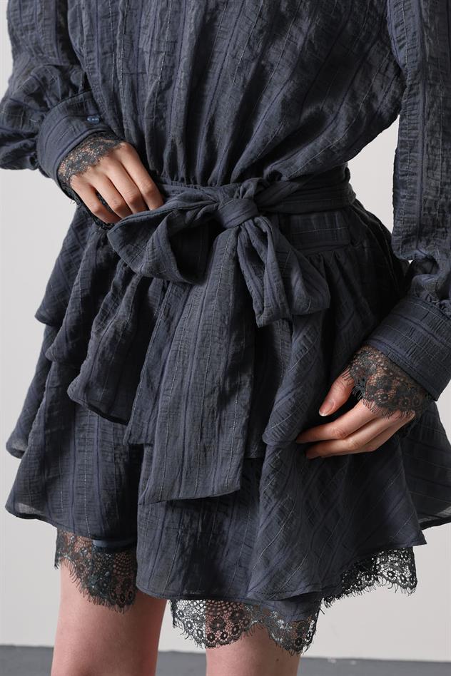 SİMLİ CİZGİLİ DANTELLİ MİNİ ELBİSE - Mavi