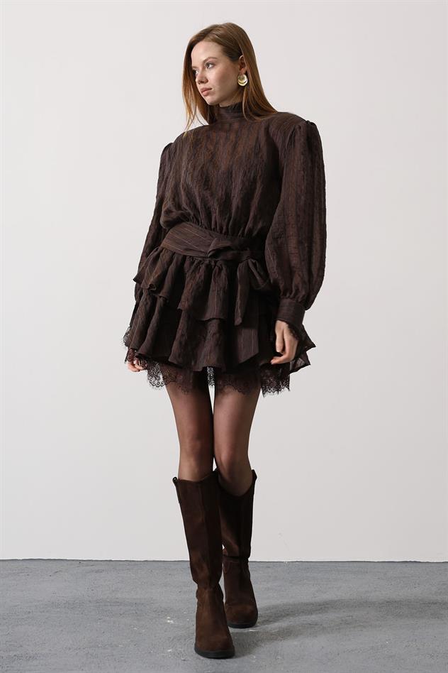 SİMLİ CİZGİLİ DANTELLİ MİNİ ELBİSE - Kahve