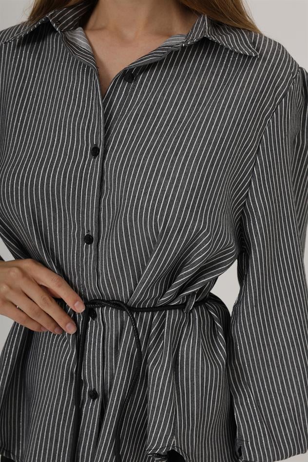 Simli Çizgili Kemerli Gömlek - Siyah